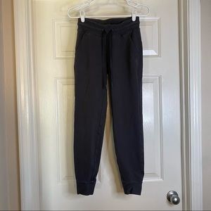 LULULEMON graphite gray Ready to Fleece joggers 4